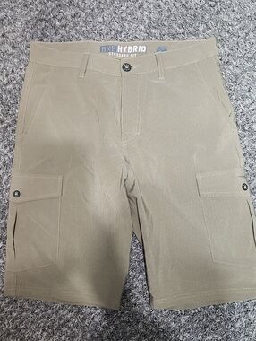 BKE Hybrid Men's Tan Cargo Shorts